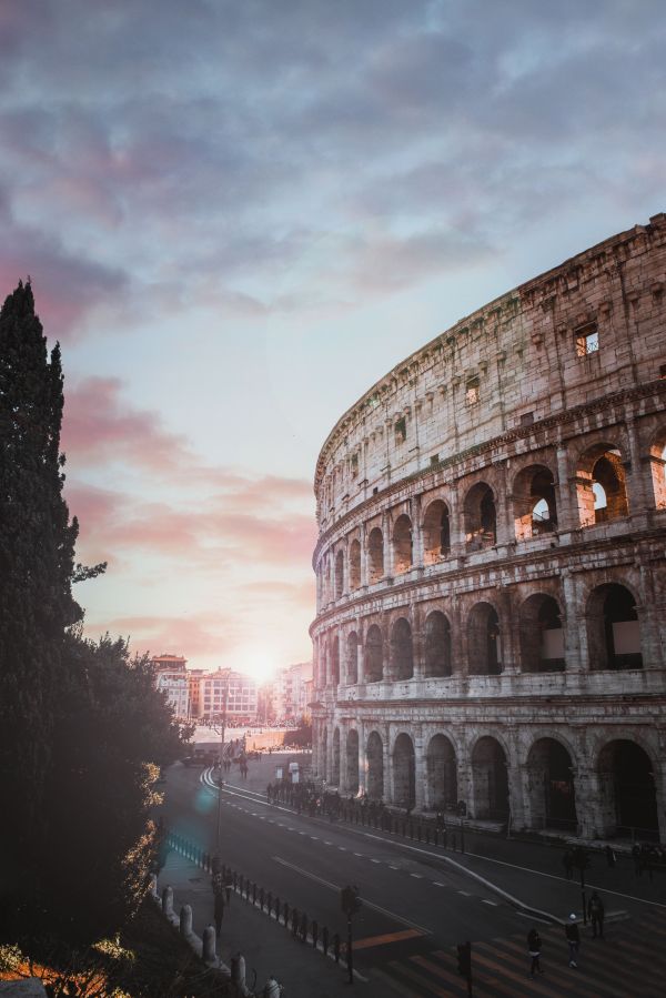 Explorer l'Europe à travers des archives accessibles et variées